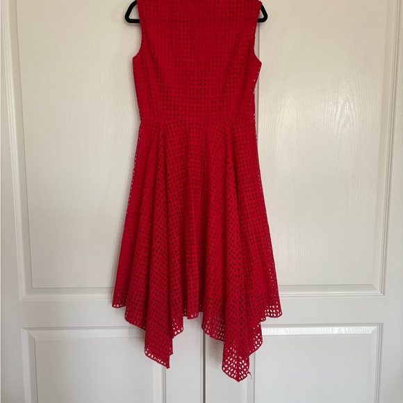 Carolina Herrera Red Eyelet Asymmetrical Shirt Dress size 6 - Picture 9 of 15